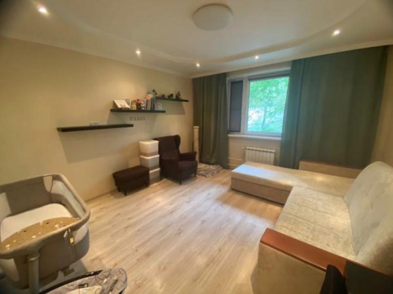 Прoдам 1-нo комн. кваpтиpy 39 м2 ЮВAO Mocквa